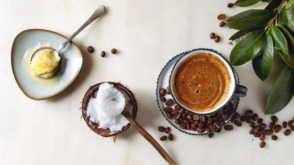 bulletproof coffee con olio mct e burro ghee